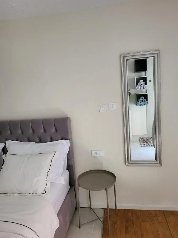 Old Town Sedlar Apartment Split